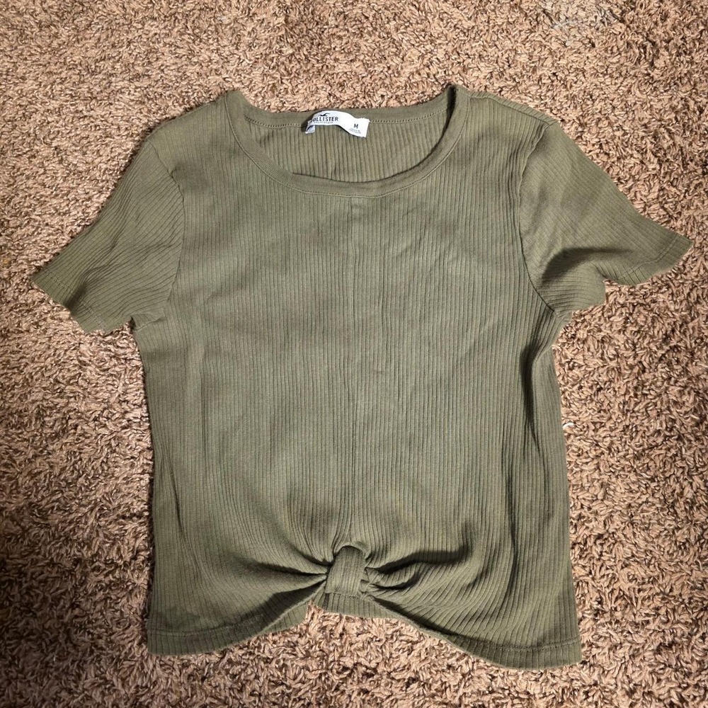 Hollister Ribbed Knit Crop Top